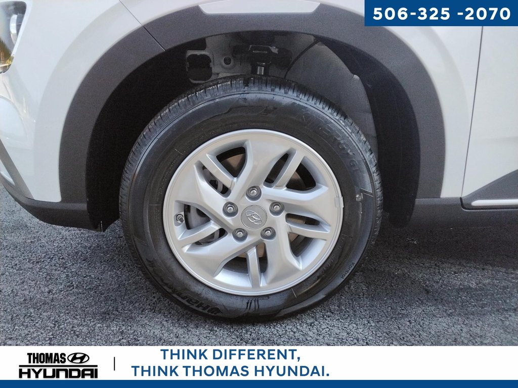 2025 Hyundai Venue Preferred in Woodstock, New Brunswick - 13 - w1024h768px