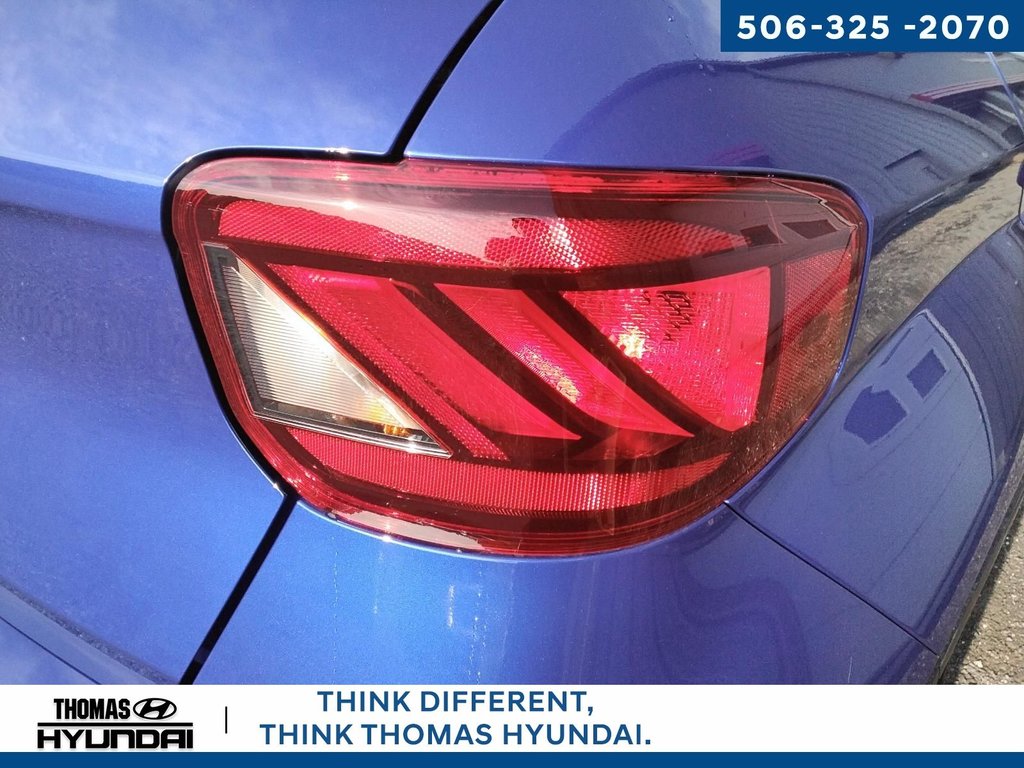 2025 Hyundai Venue Preferred in Woodstock, New Brunswick - 12 - w1024h768px