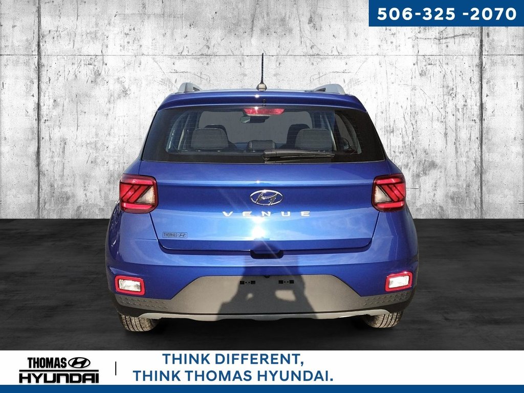 2025 Hyundai Venue Preferred in Woodstock, New Brunswick - 4 - w1024h768px