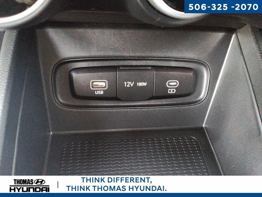2025 Hyundai Venue Preferred in Woodstock, New Brunswick - 35 - w1024h768px
