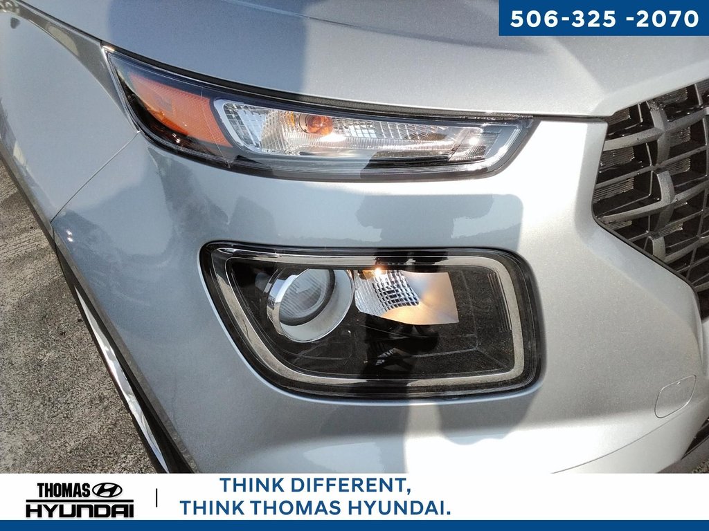 2025 Hyundai Venue Preferred in Woodstock, New Brunswick - 10 - w1024h768px