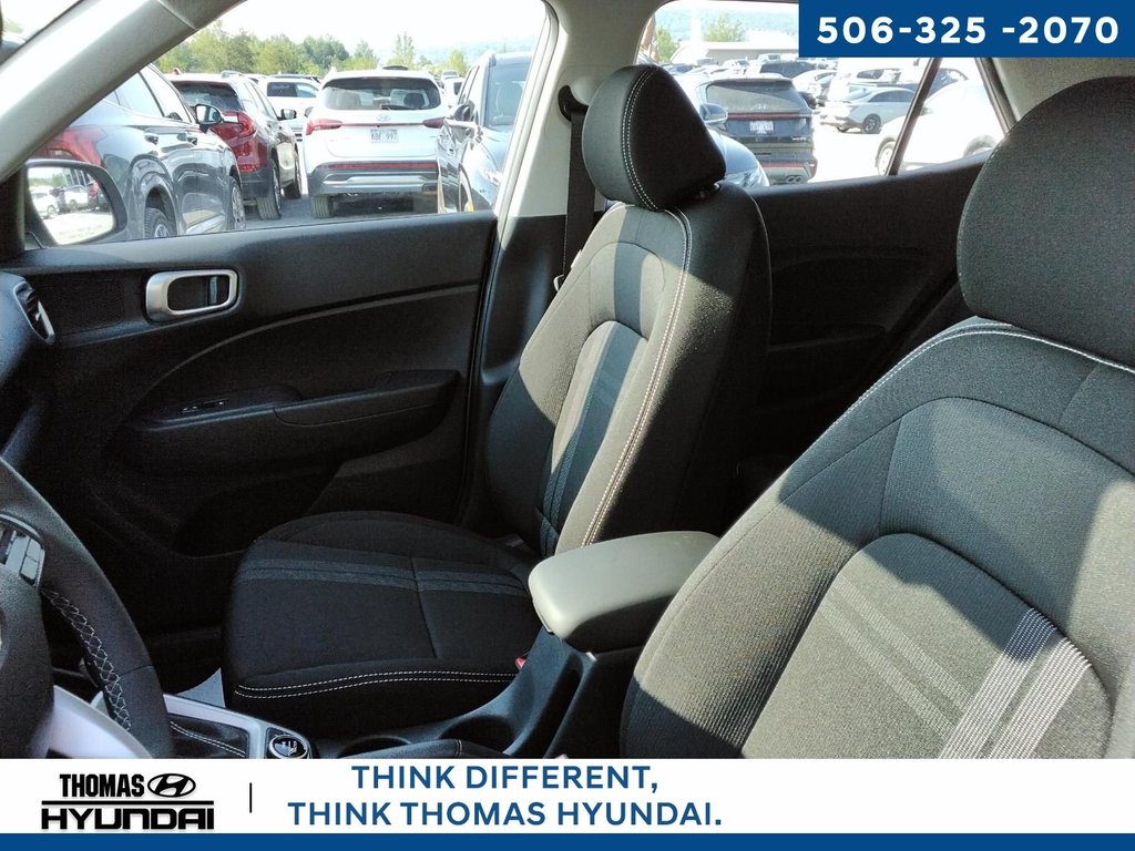 2025 Hyundai Venue Preferred in Woodstock, New Brunswick - 16 - w1024h768px