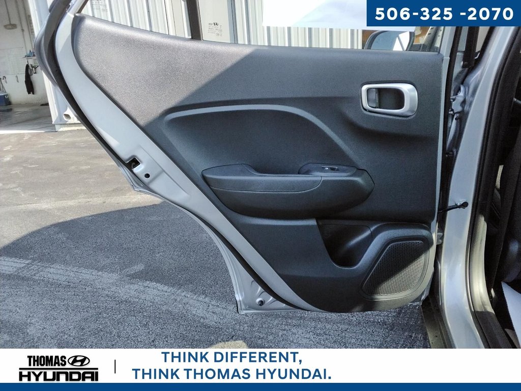 2025 Hyundai Venue Preferred in Woodstock, New Brunswick - 25 - w1024h768px