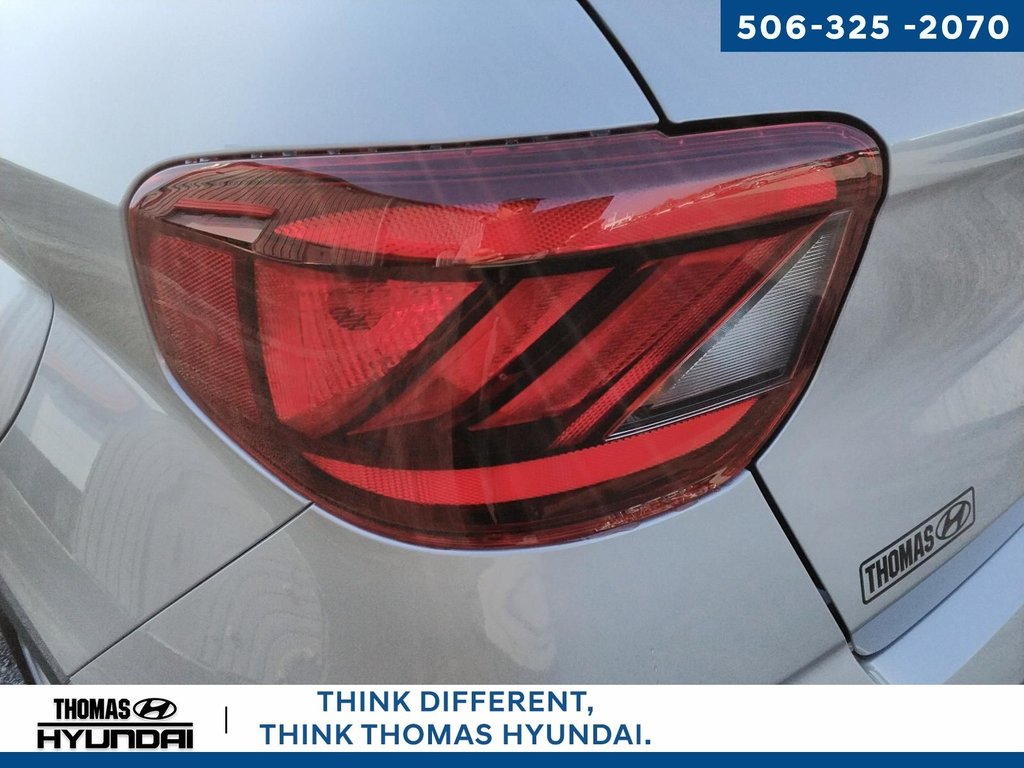 2025 Hyundai Venue Preferred in Woodstock, New Brunswick - 12 - w1024h768px