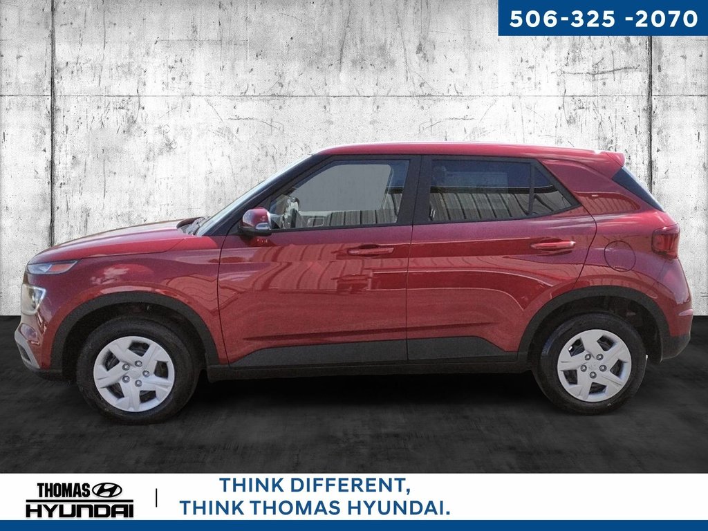 2025 Hyundai Venue Essential in Woodstock, New Brunswick - 8 - w1024h768px
