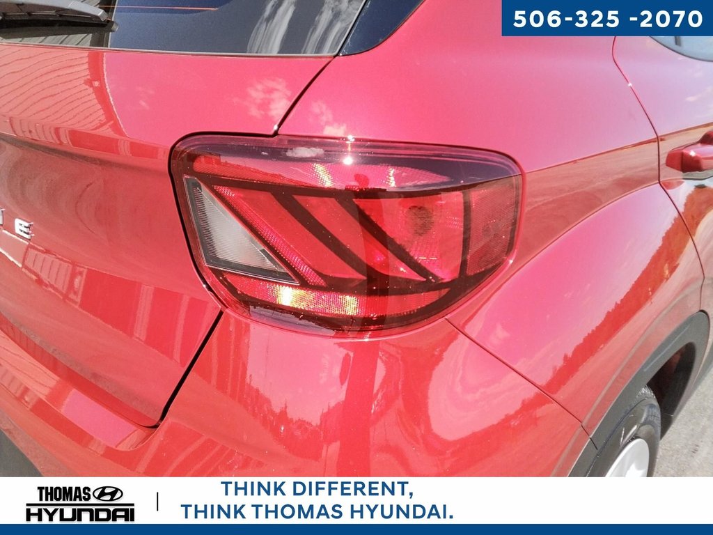 2025 Hyundai Venue Essential in Woodstock, New Brunswick - 11 - w1024h768px