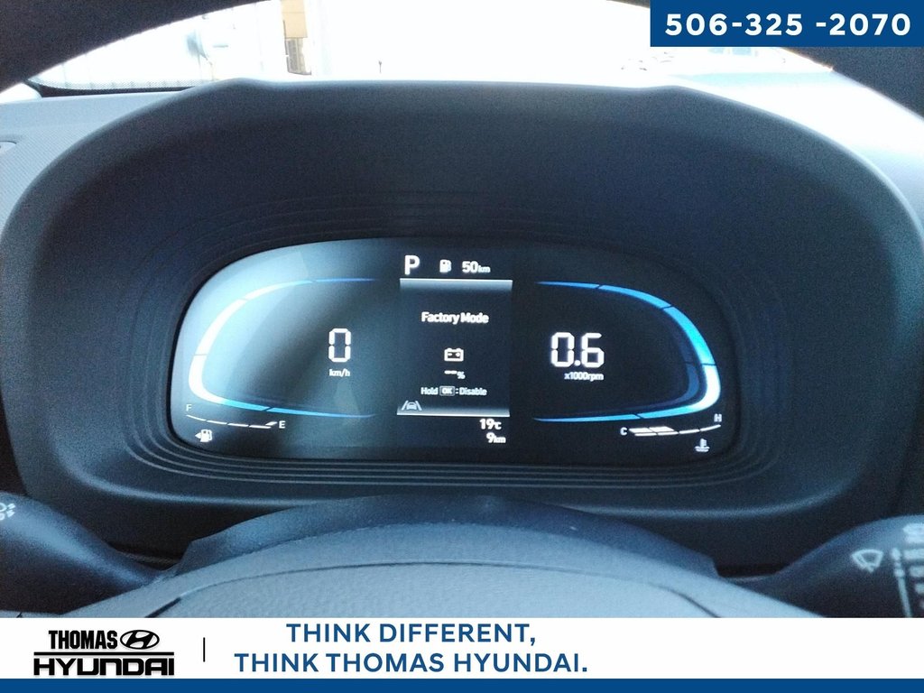 2025 Hyundai Venue Essential in Woodstock, New Brunswick - 32 - w1024h768px