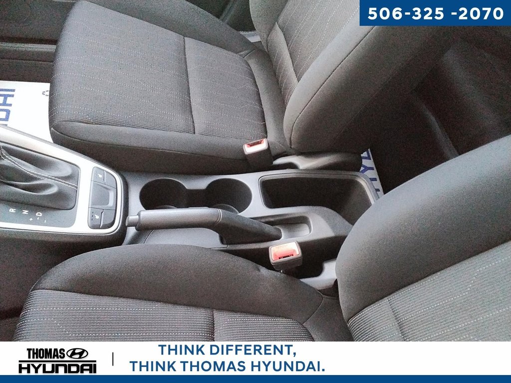 2025 Hyundai Venue Essential in Woodstock, New Brunswick - 33 - w1024h768px