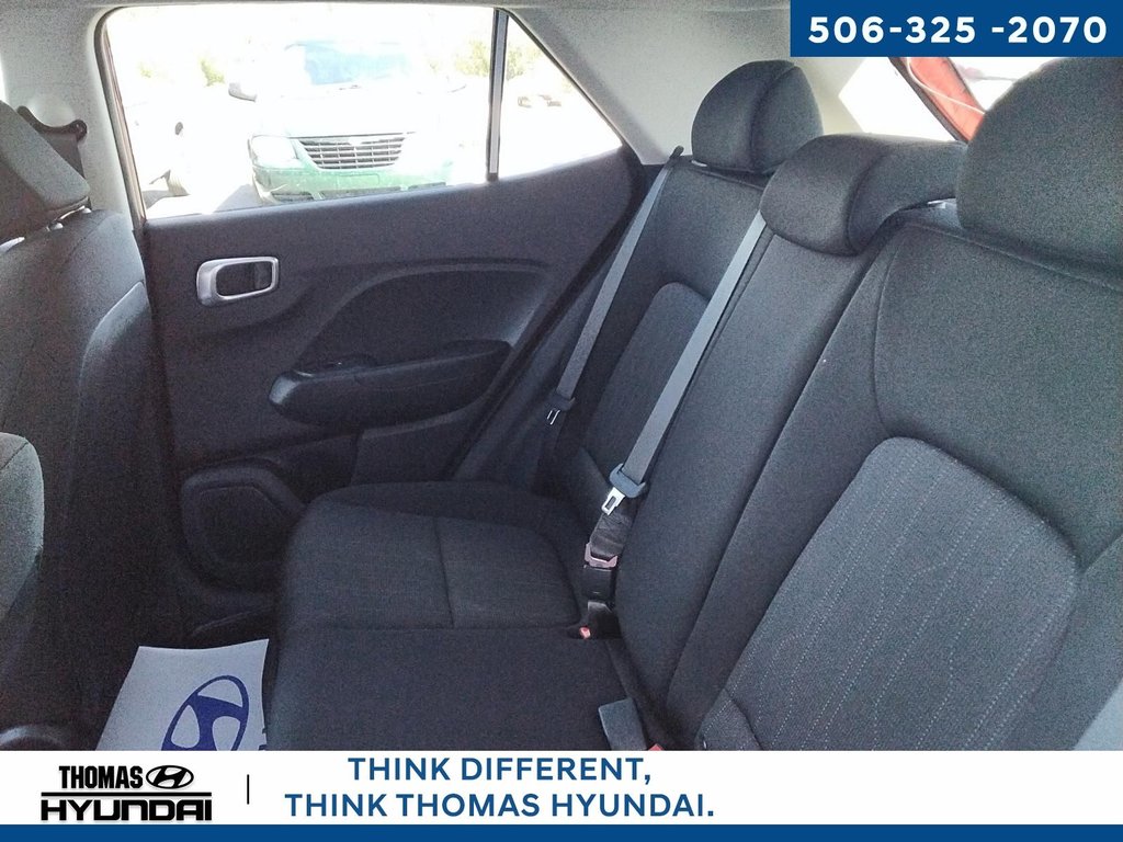 2025 Hyundai Venue Essential in Woodstock, New Brunswick - 18 - w1024h768px