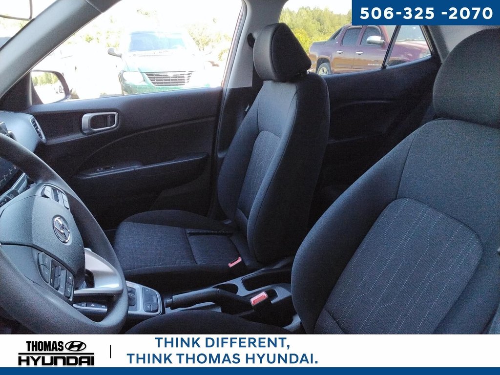 2025 Hyundai Venue Essential in Woodstock, New Brunswick - 35 - w1024h768px