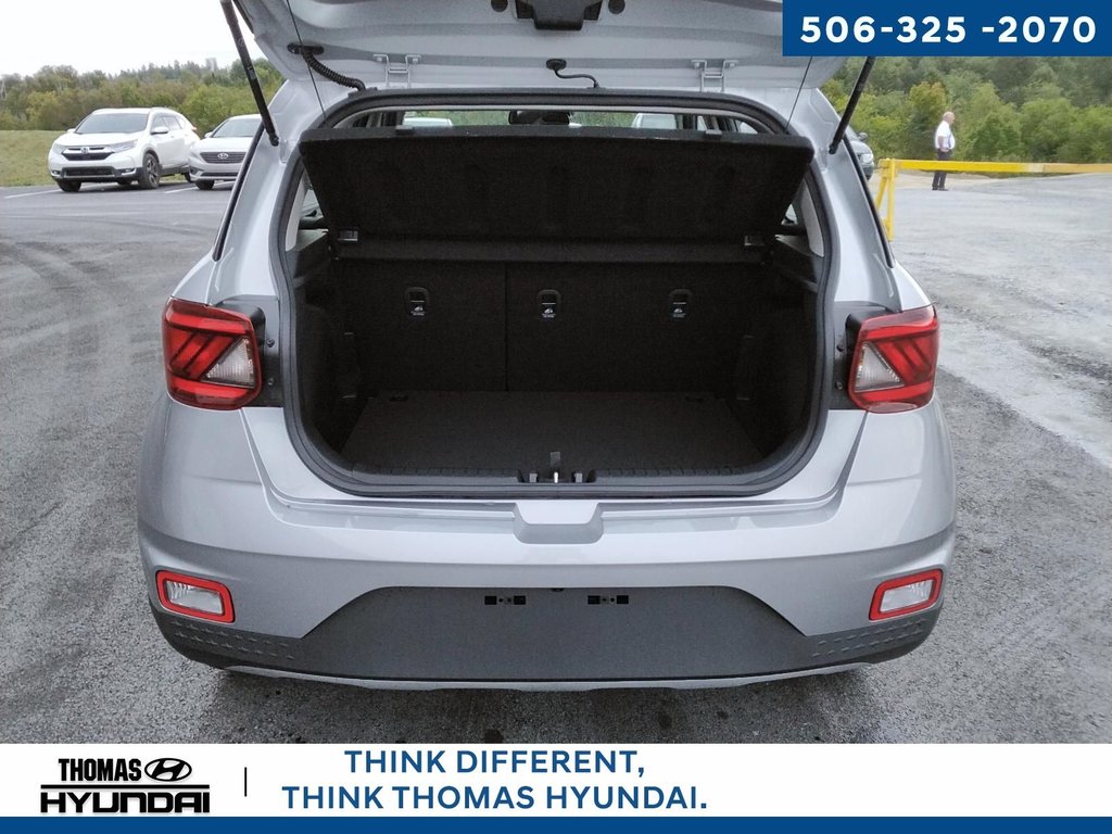 2025 Hyundai Venue Preferred in Woodstock, New Brunswick - 40 - w1024h768px