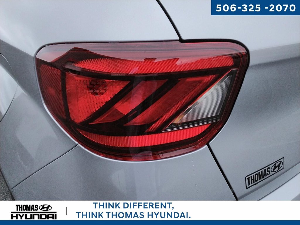 2025 Hyundai Venue Preferred in Woodstock, New Brunswick - 12 - w1024h768px
