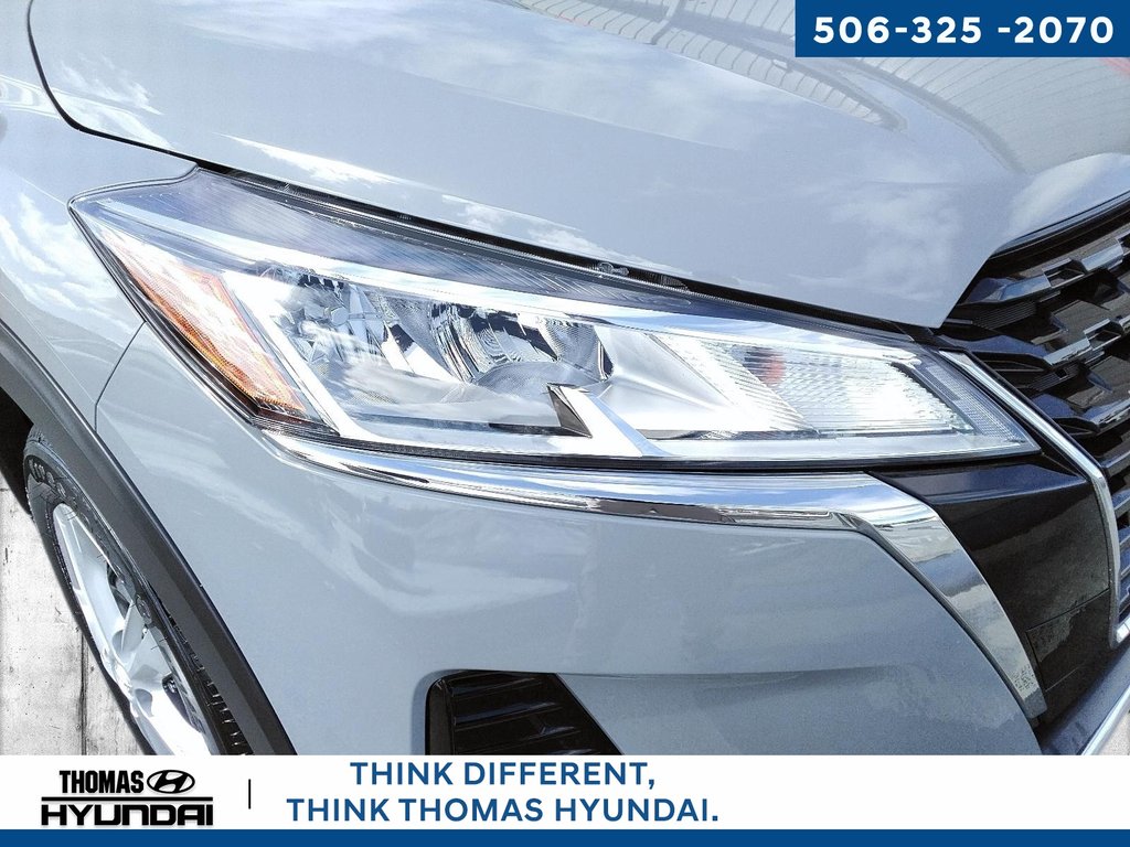 2022 Nissan Kicks S in Woodstock, New Brunswick - 10 - w1024h768px