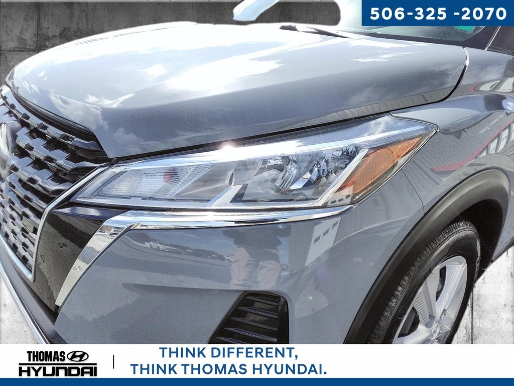 2022 Nissan Kicks S in Woodstock, New Brunswick - 9 - w1024h768px