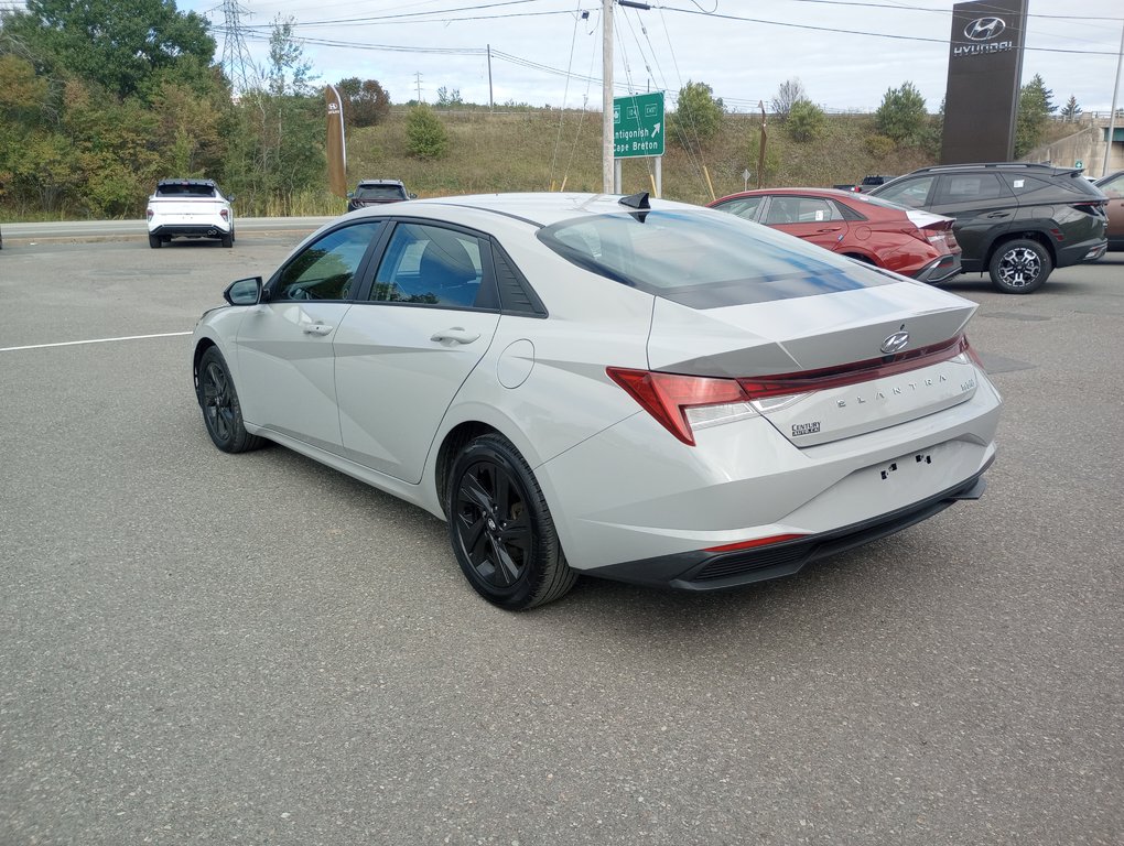 2021  Elantra Hybrid PREFERRED in New Glasgow, Nova Scotia - 3 - w1024h768px