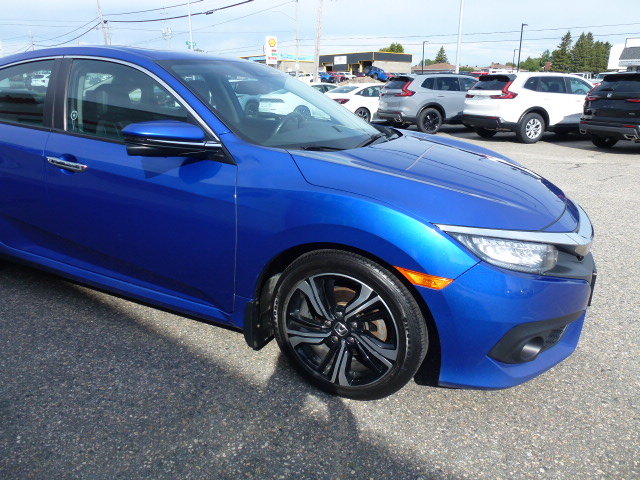 2018  Civic TOURING in Timmins, Ontario - 9 - w1024h768px