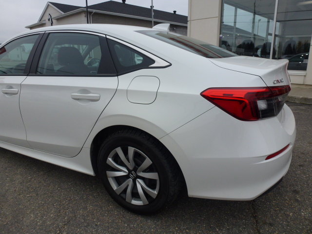 2022  Civic LX in Timmins, Ontario - 4 - w1024h768px