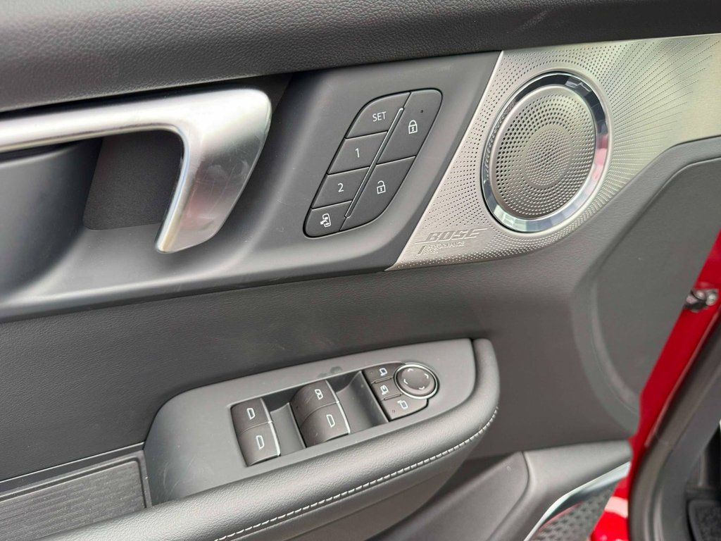 2025 Buick Enclave Avenir in Grand Falls, New Brunswick - 19 - w1024h768px