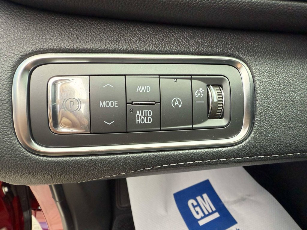 2025 Buick Enclave Avenir in Grand Falls, New Brunswick - 17 - w1024h768px