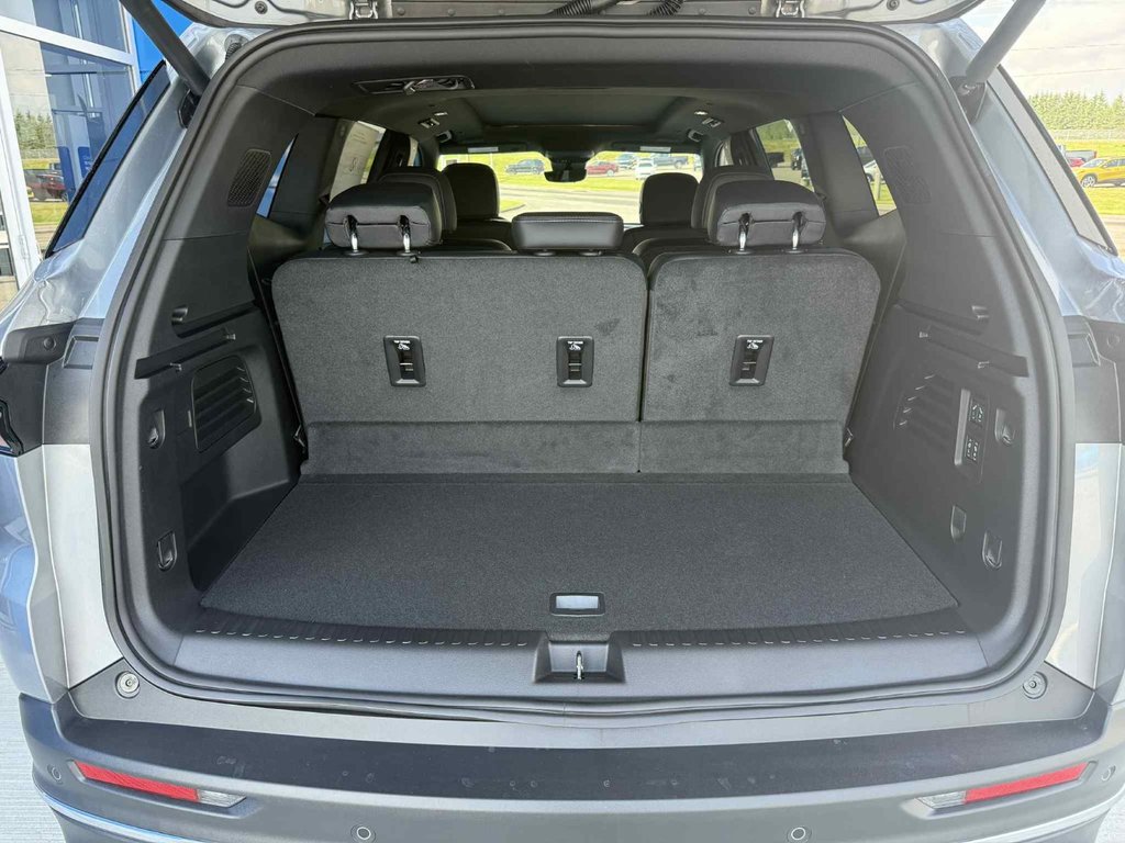 2026 Buick Enclave Preferred in Grand Falls, New Brunswick - 8 - w1024h768px