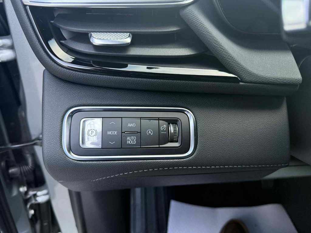 2026 Buick Enclave Preferred in Grand Falls, New Brunswick - 15 - w1024h768px