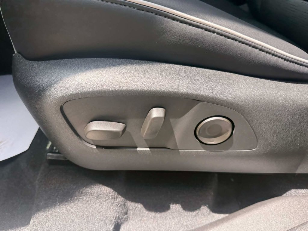 2026 Buick Enclave Sport Touring in Grand Falls, New Brunswick - 17 - w1024h768px