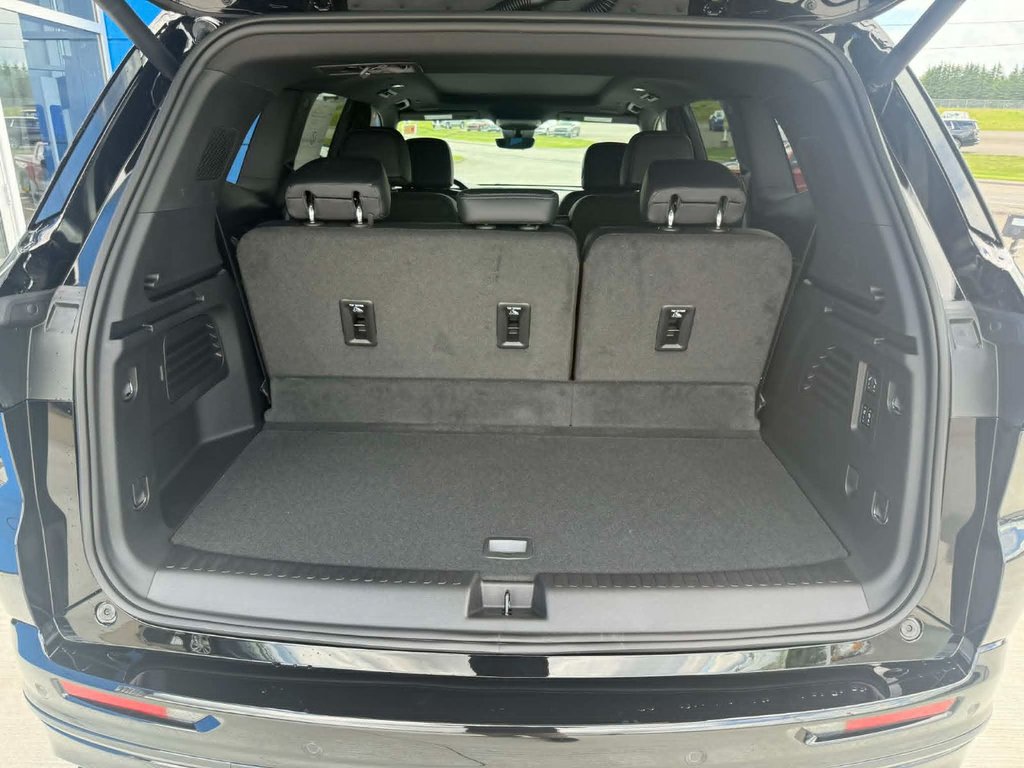 2026 Buick Enclave Sport Touring in Grand Falls, New Brunswick - 8 - w1024h768px