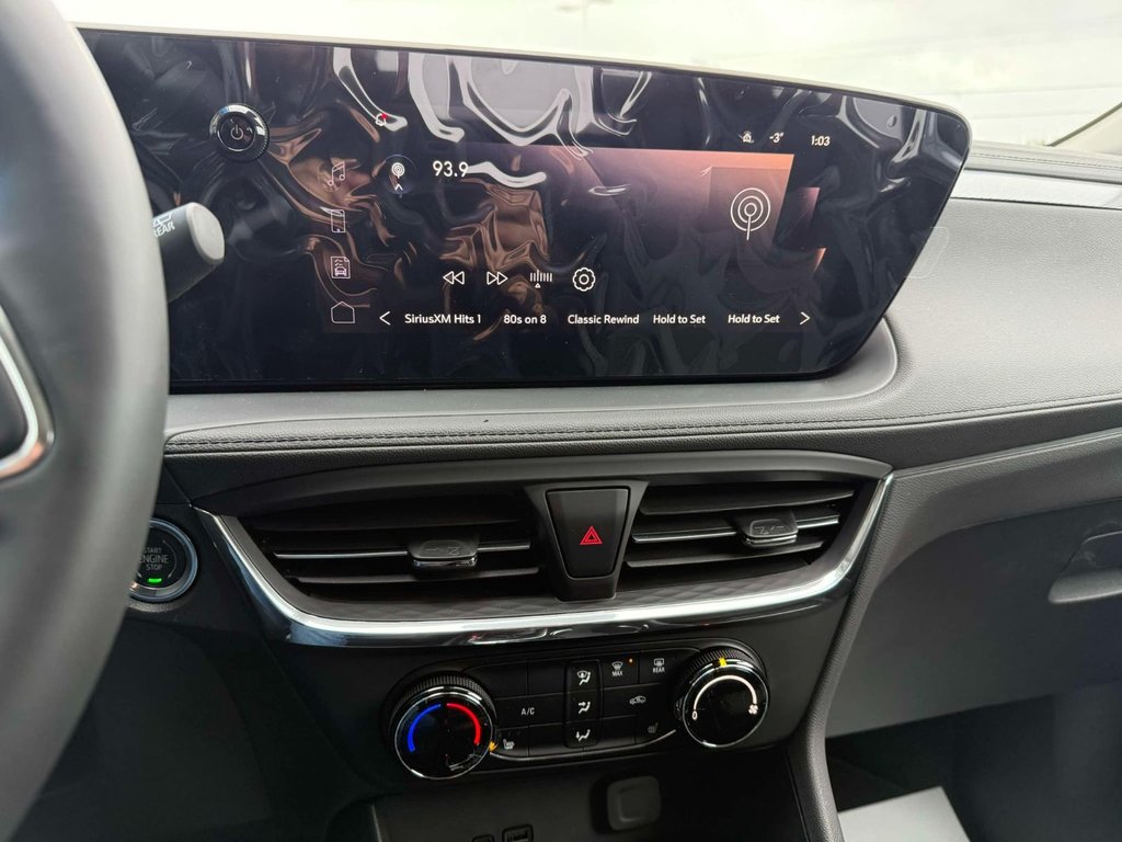 2025 Buick Encore GX Preferred in Grand Falls, New Brunswick - 9 - w1024h768px