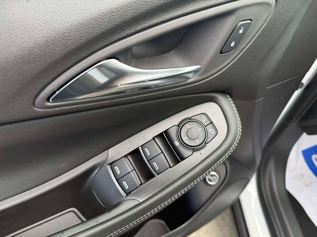 2025 Buick Encore GX Preferred in Grand Falls, New Brunswick - 18 - w1024h768px
