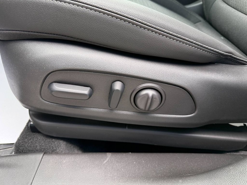2025 Buick Encore GX Preferred in Grand Falls, New Brunswick - 9 - w1024h768px