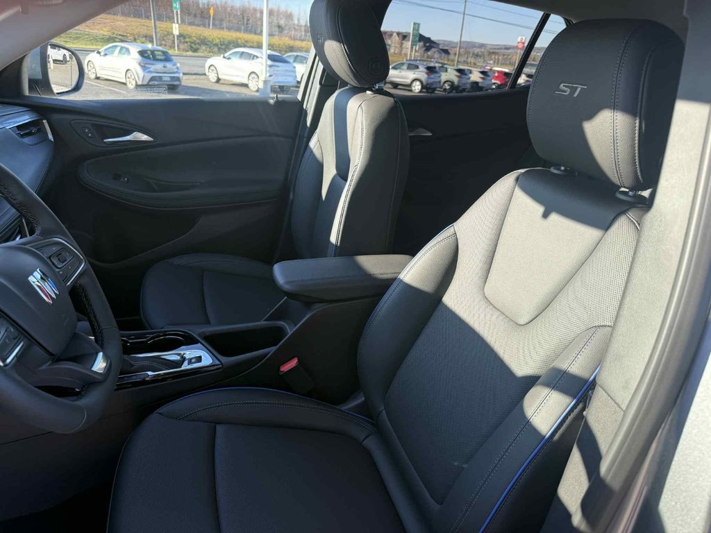 Buick Encore GX Sport Touring 2026 à Grand Falls, Nouveau-Brunswick - 14 - w1024h768px