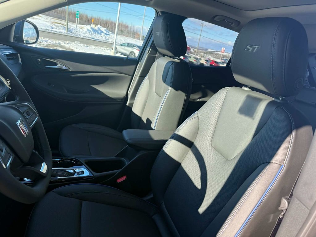 2026 Buick Encore GX Sport Touring in Grand Falls, New Brunswick - 11 - w1024h768px