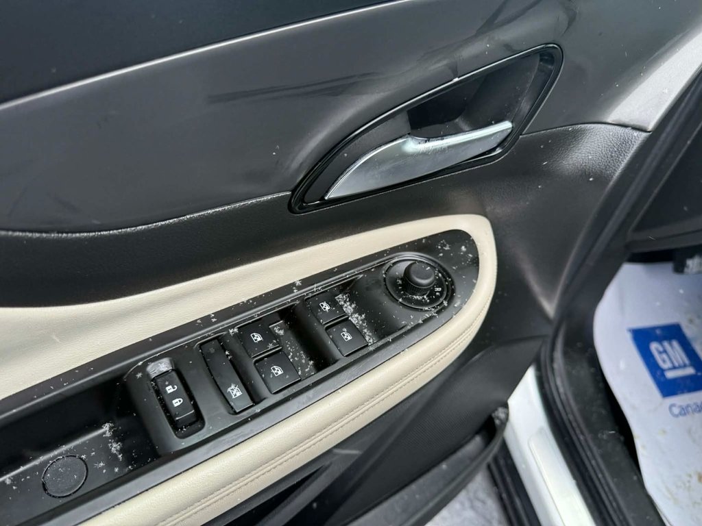 2017 Buick Encore Sport Touring in Grand Falls, New Brunswick - 16 - w1024h768px