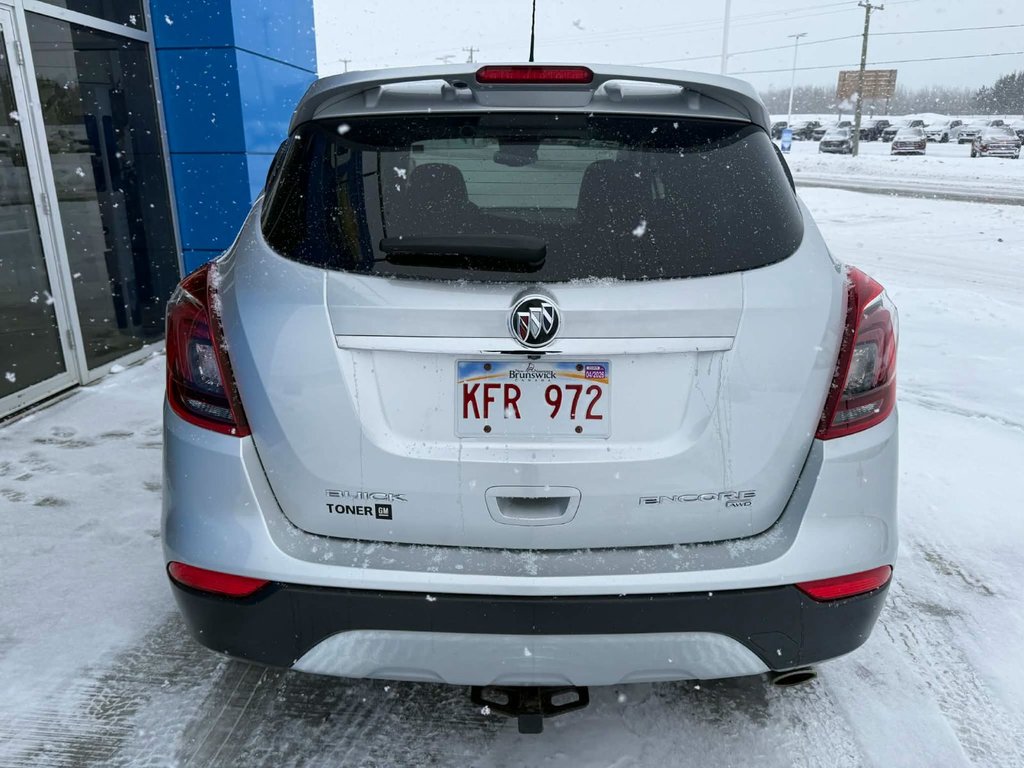 2017 Buick Encore Sport Touring in Grand Falls, New Brunswick - 8 - w1024h768px