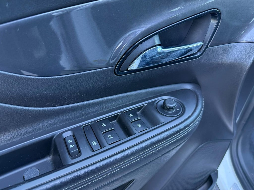 2020 Buick Encore Preferred in Grand Falls, New Brunswick - 10 - w1024h768px