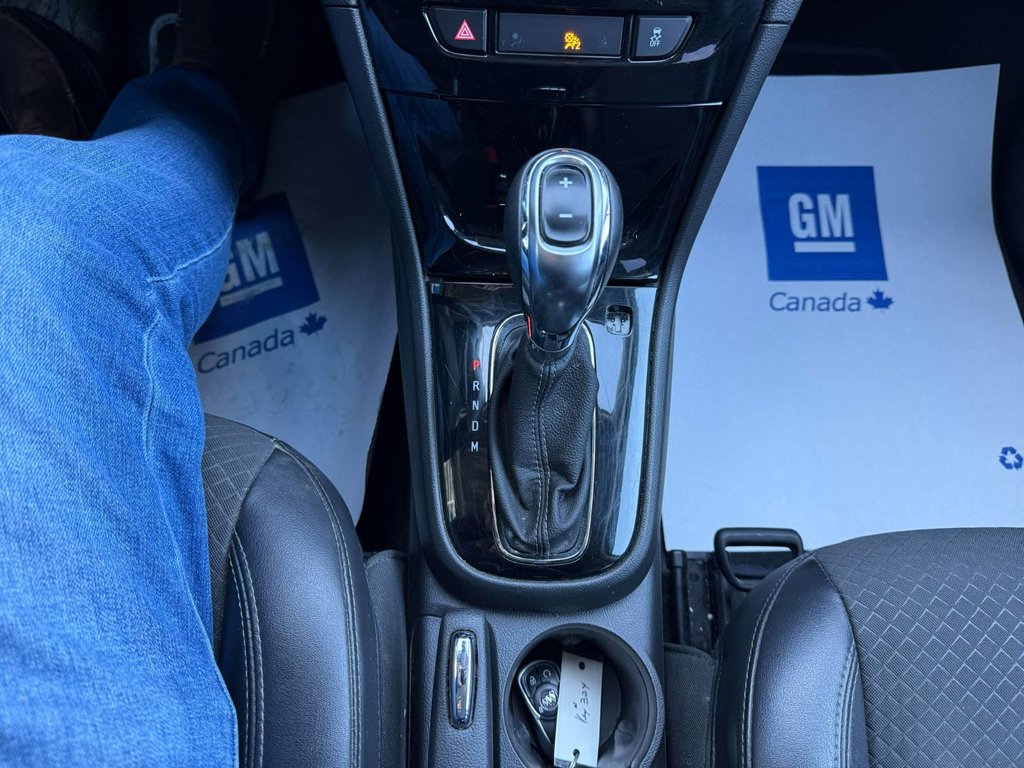 2020 Buick Encore Preferred in Grand Falls, New Brunswick - 9 - w1024h768px