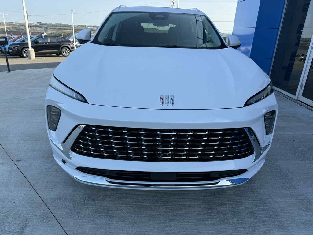 2025 Buick Envision Avenir in Grand Falls, New Brunswick - 3 - w1024h768px