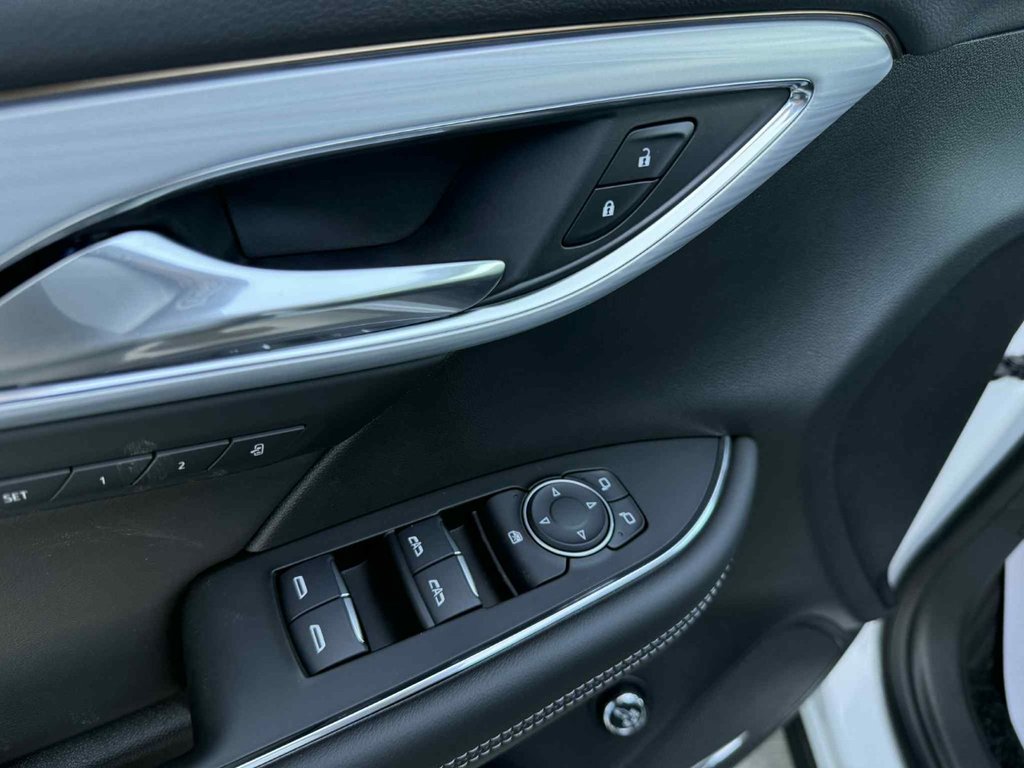 2025 Buick Envision Avenir in Grand Falls, New Brunswick - 11 - w1024h768px