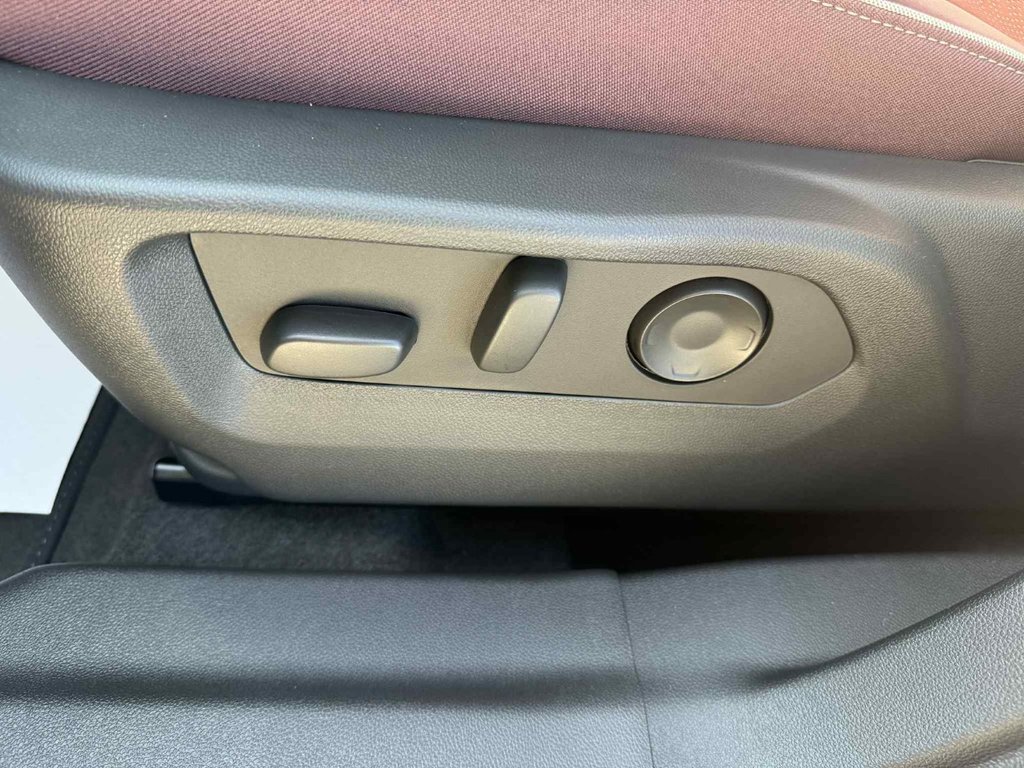 2025 Buick Envision Sport Touring in Grand Falls, New Brunswick - 16 - w1024h768px