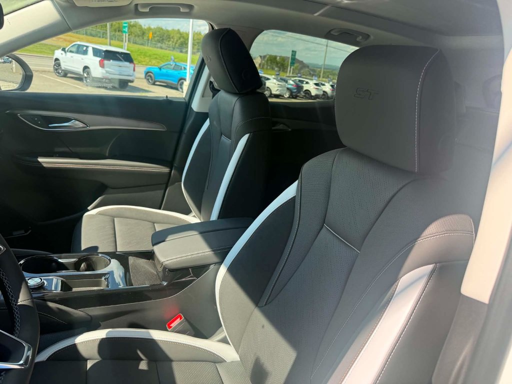 2026 Buick Envision Sport Touring in Grand Falls, New Brunswick - 14 - w1024h768px