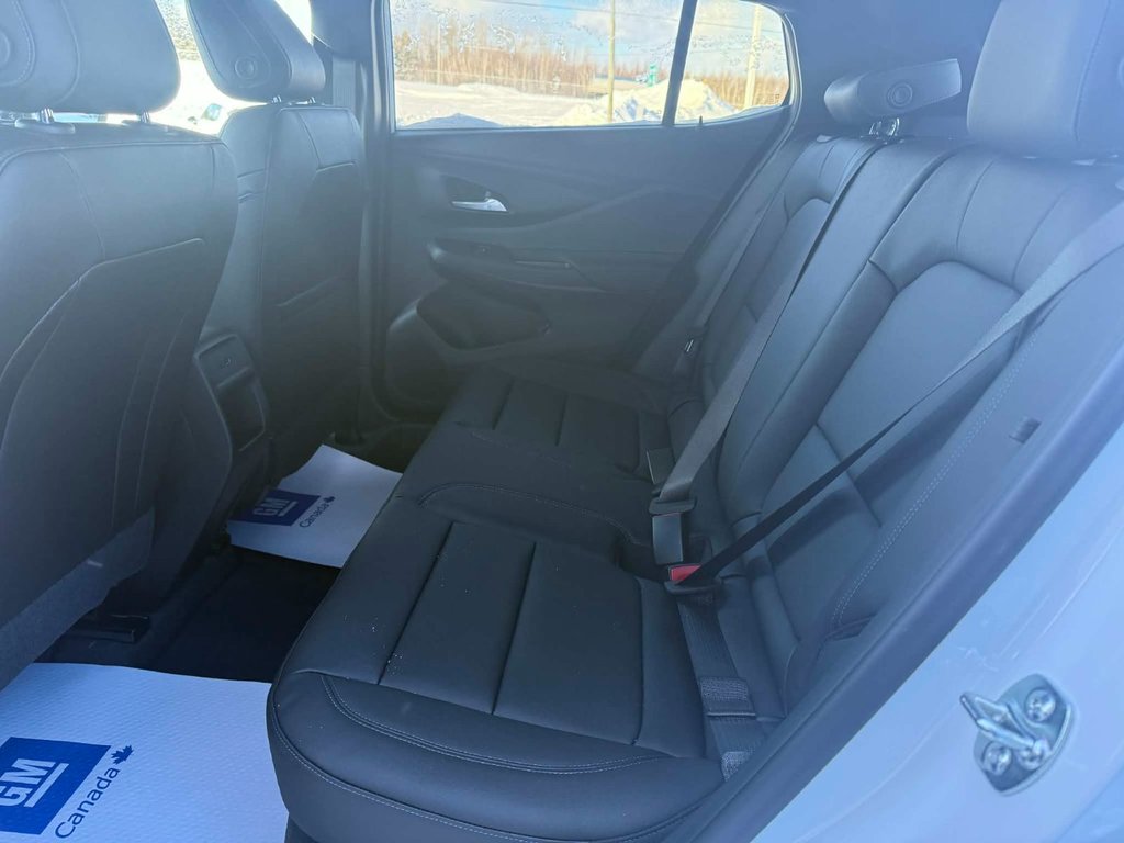 2026 Buick Envista Sport Touring in Grand Falls, New Brunswick - 11 - w1024h768px