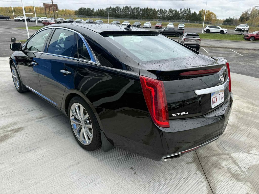 2014 Cadillac XTS Luxury Collection in Grand Falls, New Brunswick - 6 - w1024h768px