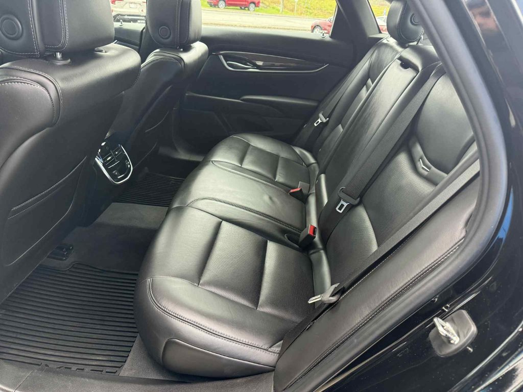 2014 Cadillac XTS Luxury Collection in Grand Falls, New Brunswick - 18 - w1024h768px