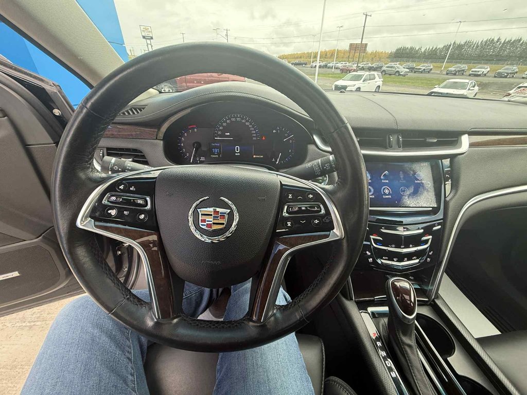 2014 Cadillac XTS Luxury Collection in Grand Falls, New Brunswick - 12 - w1024h768px