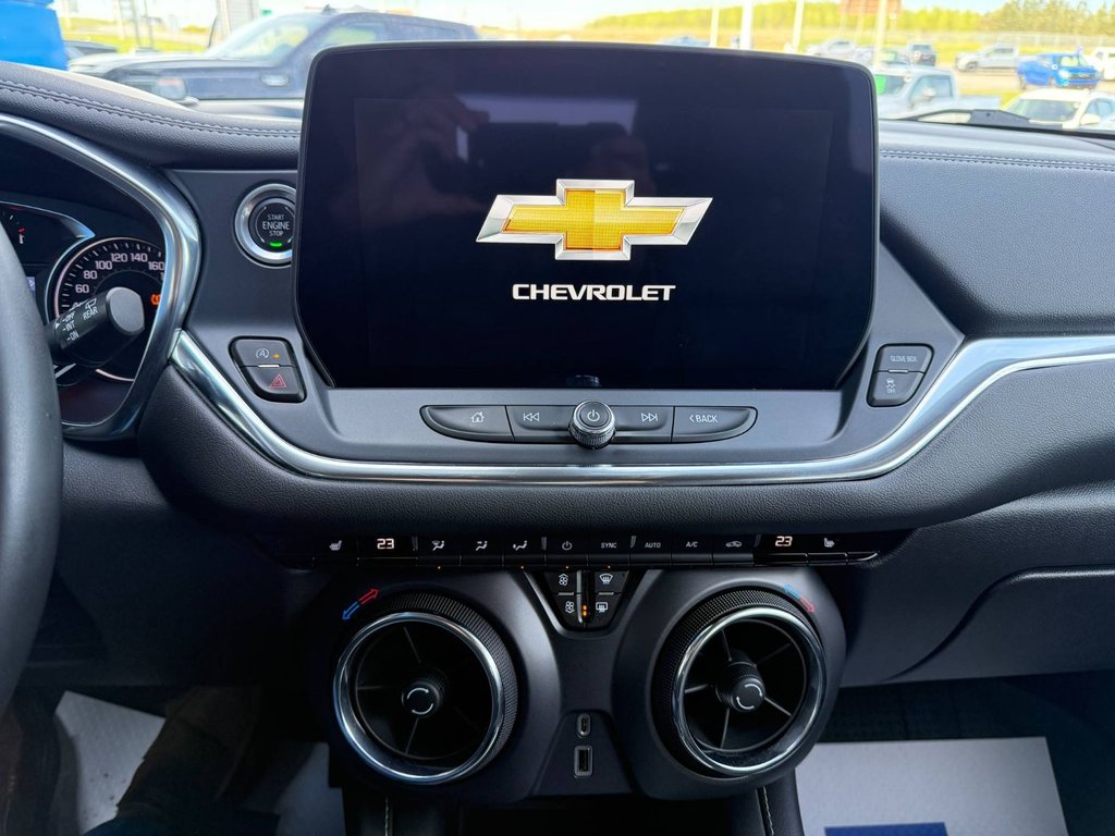 2023 Chevrolet Blazer True North in Grand Falls, New Brunswick - 10 - w1024h768px