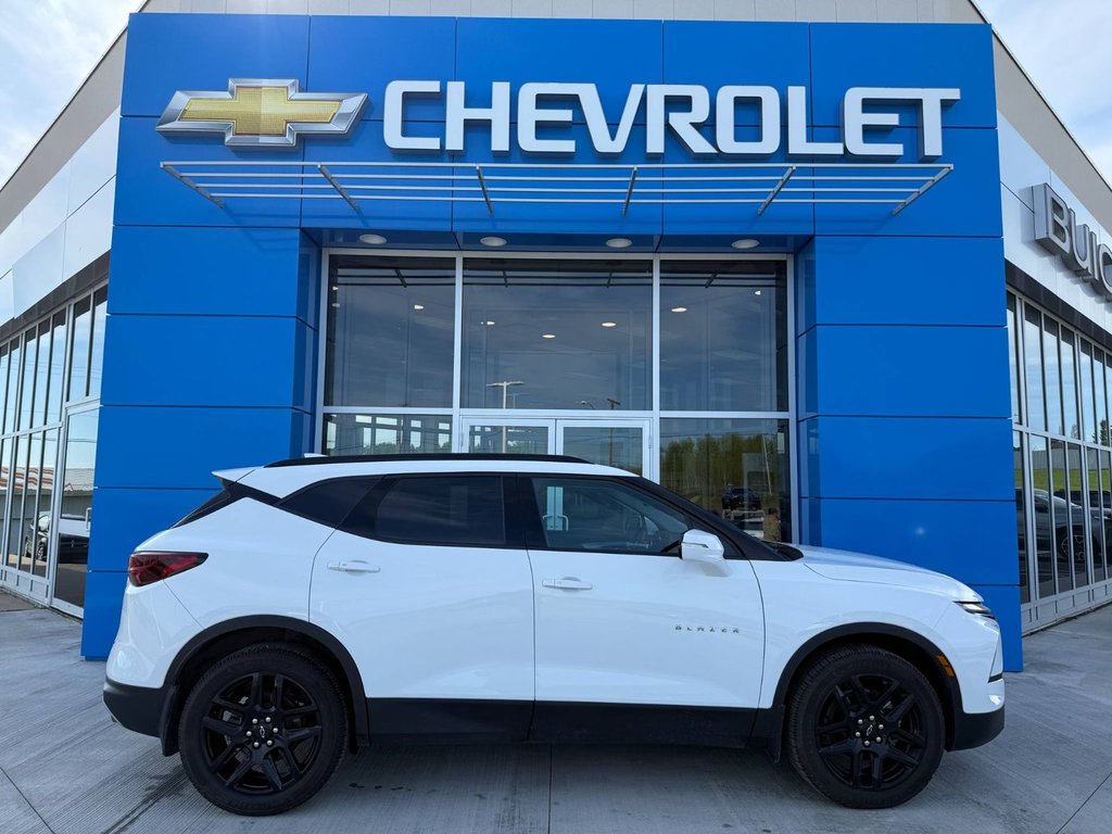 2023 Chevrolet Blazer True North in Grand Falls, New Brunswick - 4 - w1024h768px