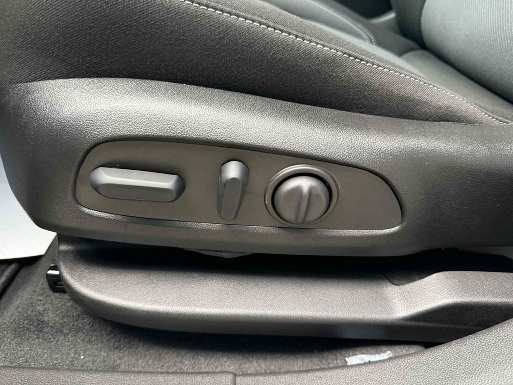 2025 Chevrolet Blazer LT in Grand Falls, New Brunswick - 10 - w1024h768px