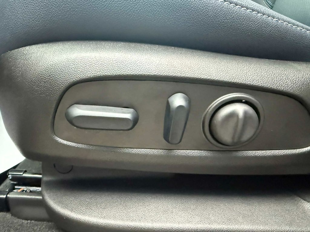 2026 Chevrolet Blazer RS in Grand Falls, New Brunswick - 11 - w1024h768px