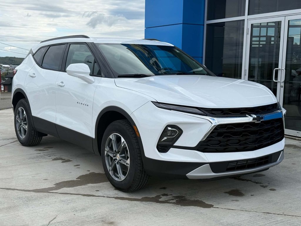 2026 Chevrolet Blazer LT in Grand Falls, New Brunswick - 2 - w1024h768px
