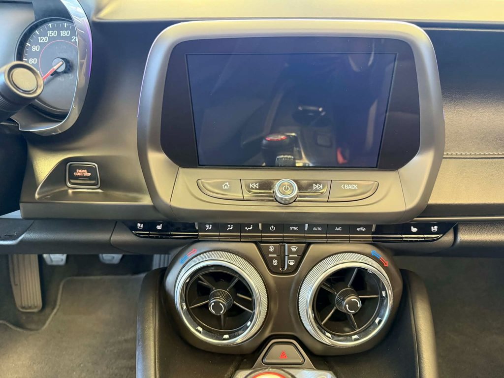 Chevrolet Camaro 2SS 2017 à Grand Falls, Nouveau-Brunswick - 9 - w1024h768px